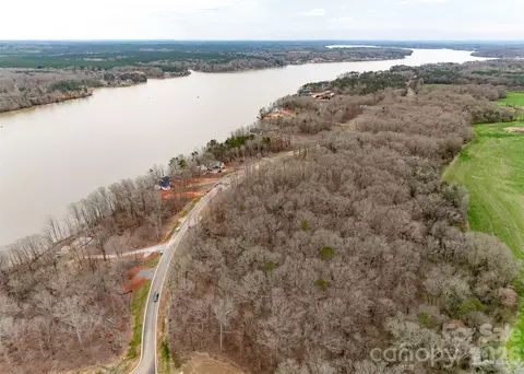 8047 Edgewater 124 Dr #124, Norwood, NC 28128