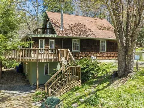 615 Leisure Acres Ln, Boone, NC 28607