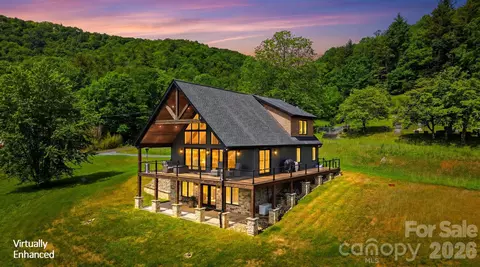 8788 Donald Barrier St, Newland, NC 28657