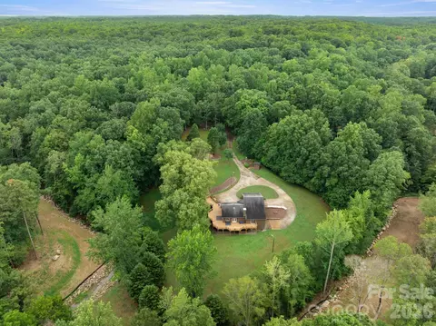 214 Fallingwood Cir, Gastonia, NC 28056