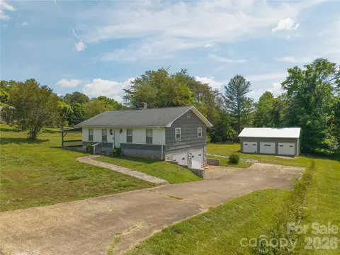 122 Whitley Rd, Morganton, NC 28655