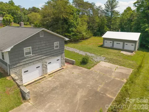 122 Whitley Rd, Morganton, NC 28655