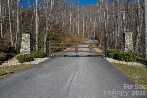 Mountain Watch Drive, Maggie Valley, NC 28751