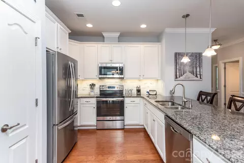 Kitchen - 17718 Morehampton Ave, Cornelius, NC 28031 photo 2 of 2
