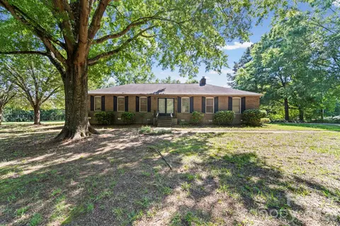 14424 E Rocky River Rd, Davidson, NC 28036