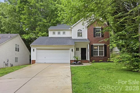 4902 Windchase Ln, Charlotte, NC 28269