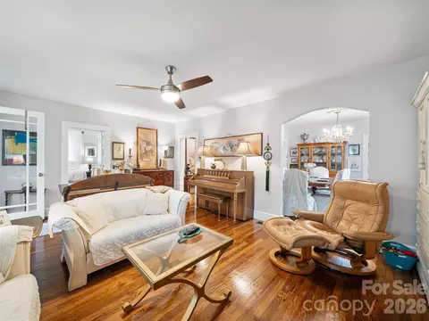 Living - 44 Hemlock Ave, Spruce Pine, NC 28777 photo 2 of 3