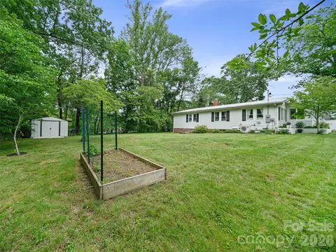 Exterior - 44 Hemlock Ave, Spruce Pine, NC 28777 photo 5 of 5