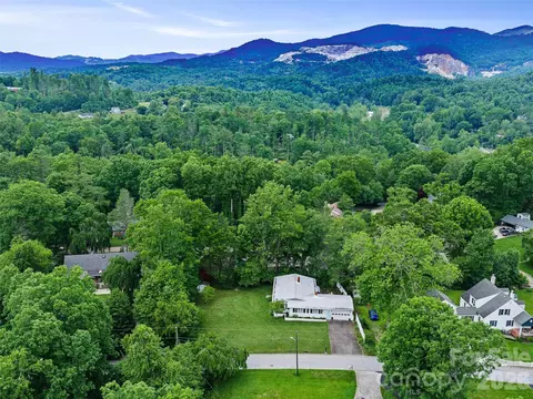 View/Area - 44 Hemlock Ave, Spruce Pine, NC 28777 photo 1 of 1