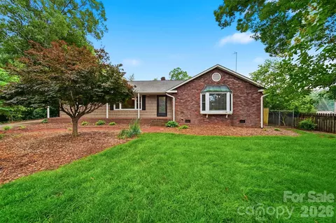 1085 19th Avenue Nw Pl NW, Hickory, NC 28601
