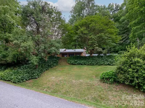 332 Island Cove Rd, Penrose, NC 28766