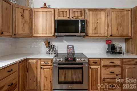 Kitchen - 980 S River Rd, Sylva, NC 28779 photo 5 of 6