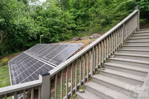 Exterior - 980 S River Rd, Sylva, NC 28779 photo 5 of 10