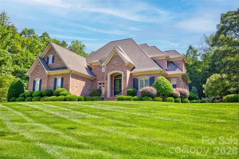 6005 Willowood Rd, Kannapolis, NC 28081
