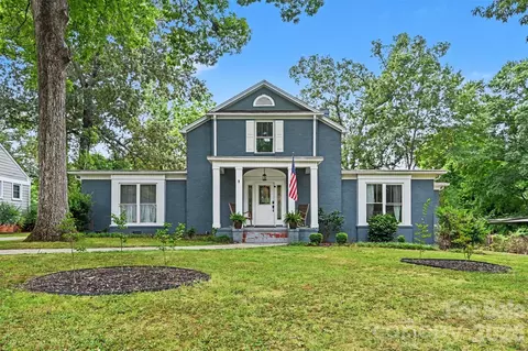 855 W Marion St, Shelby, NC 28150
