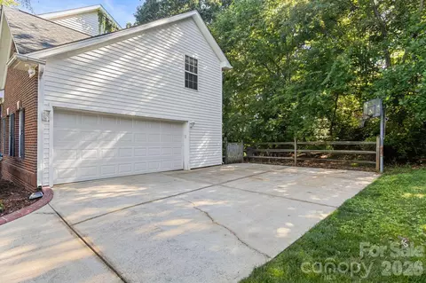 Other - 324 Brixham Pl, Fort Mill, SC 29708 photo 8 of 9