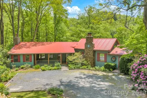 1590 Shulls Mill Rd, Boone, NC 28607