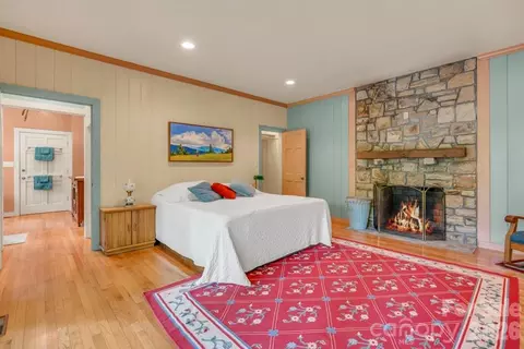 Bedroom - 1590 Shulls Mill Rd, Boone, NC 28607 photo 2 of 4