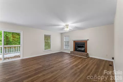 Living - 110 Wesley Dr, Morganton, NC 28655 photo 1 of 4