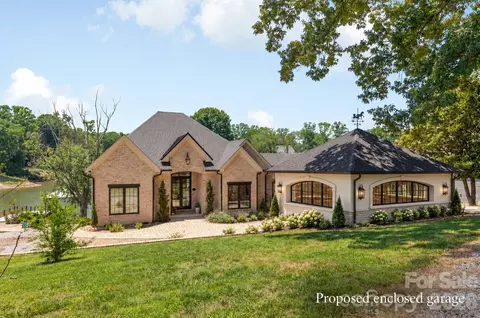 445 Sundown Rd, Mooresville, NC 28117
