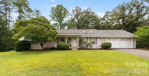 27 Red Maple Dr, Weaverville, NC 28787