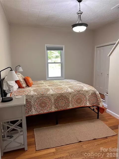 Bedroom - 21 Byrd Ln, Brevard, NC 28712 photo 2 of 2