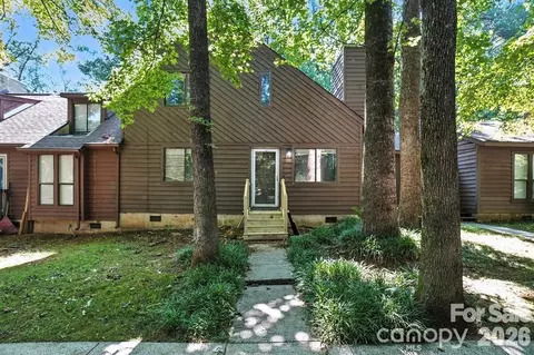 11231 E W T Harris Blvd, Charlotte, NC 28212