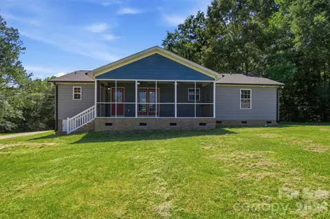 Exterior - 1019 Clack A Drome Dr, Chester, SC 29706 photo 3 of 3