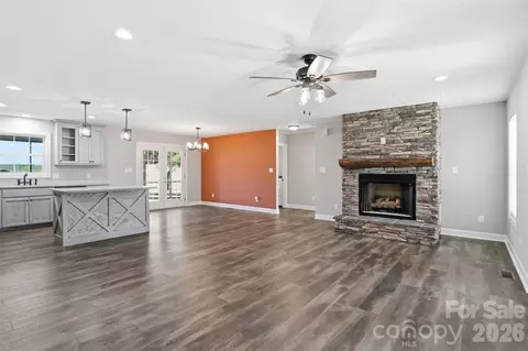 Living - 1019 Clack A Drome Dr, Chester, SC 29706 photo 2 of 4