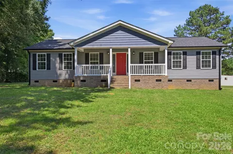 Exterior - 1019 Clack A Drome Dr, Chester, SC 29706 photo 2 of 3
