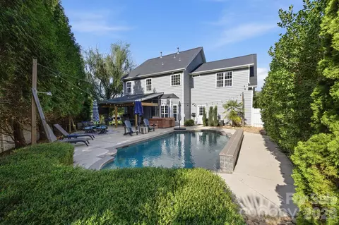 120 Louden Dr, Mooresville, NC 28115