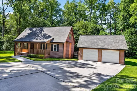 4881 Hickory Nut Ct, Rock Hill, SC 29730