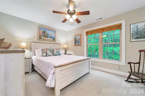 Bedroom - 72 Tludatsi Ct, Brevard, NC 28712 photo 3 of 5