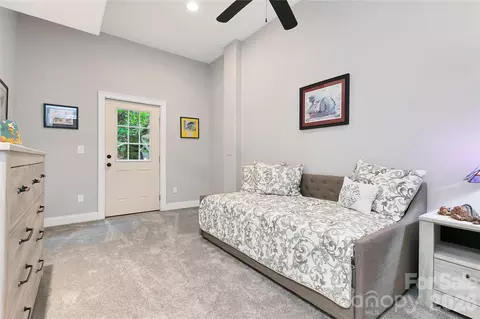 Bedroom - 72 Tludatsi Ct, Brevard, NC 28712 photo 4 of 5