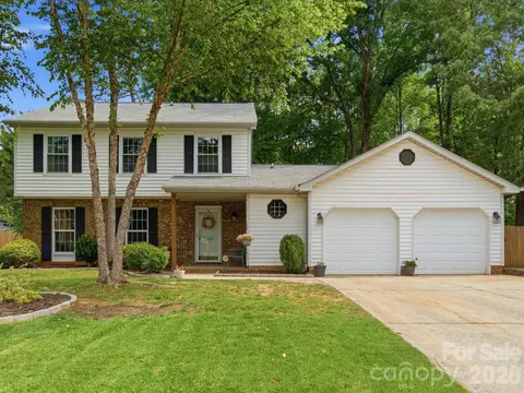 2509 Jaywick Ln, Matthews, NC 28105