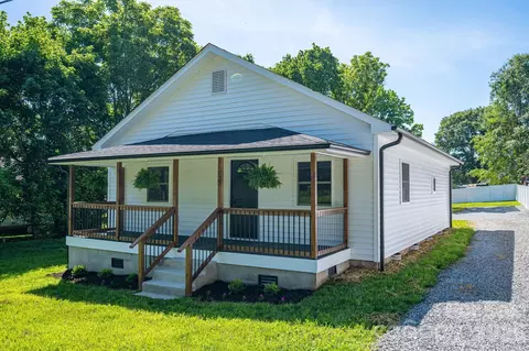 733 S Grove Street Ext, Lincolnton, NC 28092