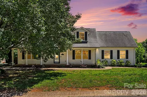 113 Heather Glen Ln, Belmont, NC 28012
