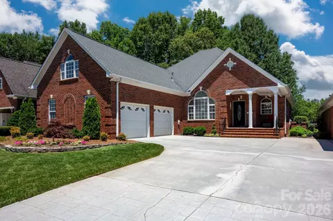 1256 Kennett Ave, Gastonia, NC 28054