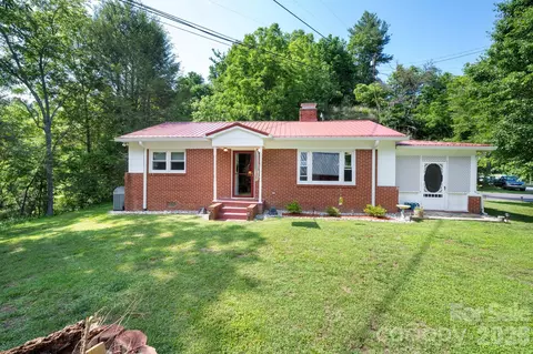 2896 Old Mars Hill Hwy, Weaverville, NC 28787
