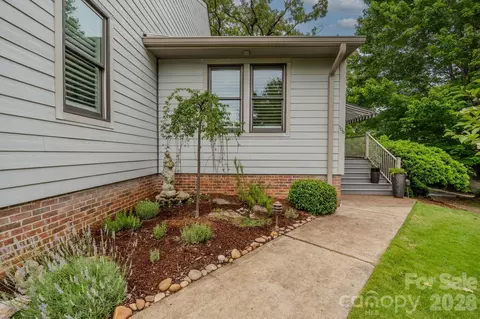 Exterior - 77 Chestnut 106 St #106, Tryon, NC 28782 photo 7 of 8
