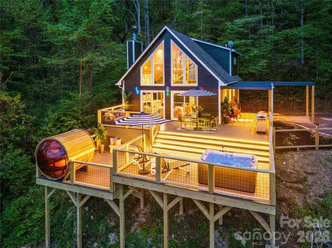 1149 Conley Mountain Association Rd, Whittier, NC 28789