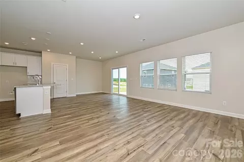 Living - 1507 31st Ne St NE, Conover, NC 28613 photo 1 of 1