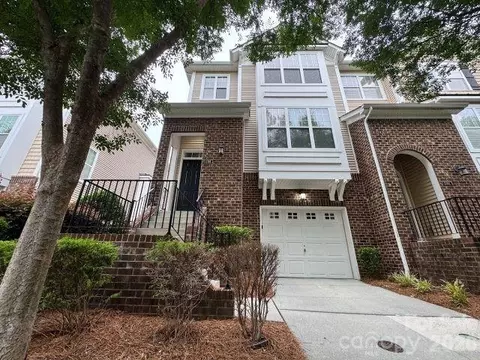 11198 Bridgewater Dr, Huntersville, NC 28078