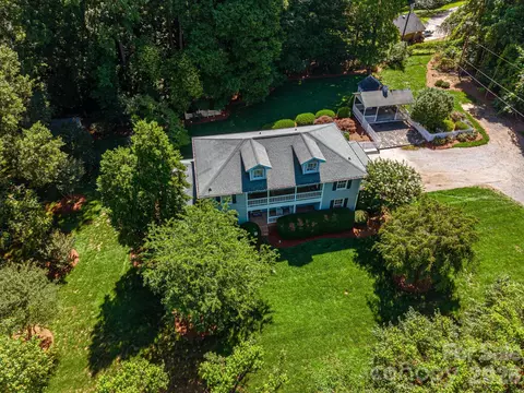 2302 Lowell Bethesda Rd, Gastonia, NC 28056