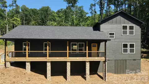 32 Star Dr, Marion, NC 28752