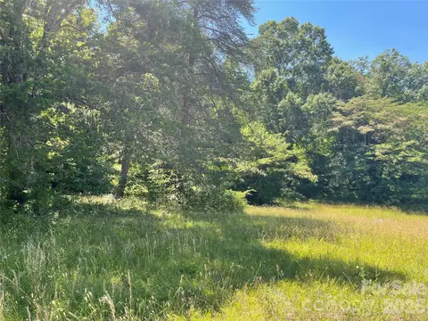 1306 White St, Lexington, NC 27292