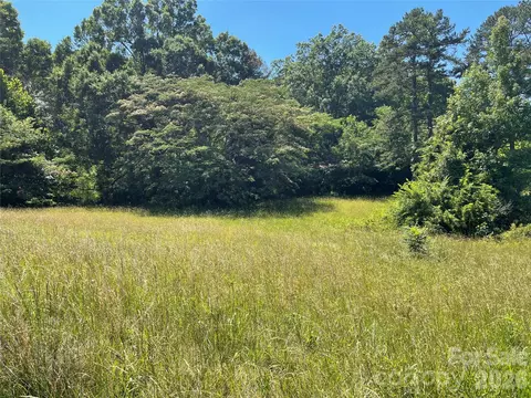 1310 White St, Lexington, NC 27292