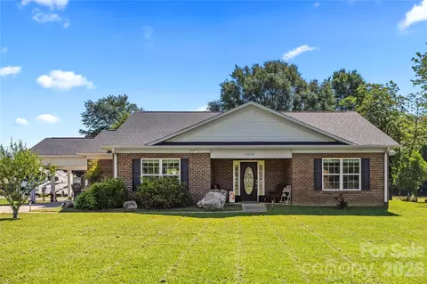 5250 Hickory Grove Rd, Mount Holly, NC 28120