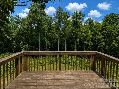 Exterior - 4820 Stone Dr, Conover, NC 28613 photo 3 of 4