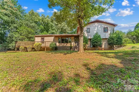 5350 Jay Rd, Morganton, NC 28655